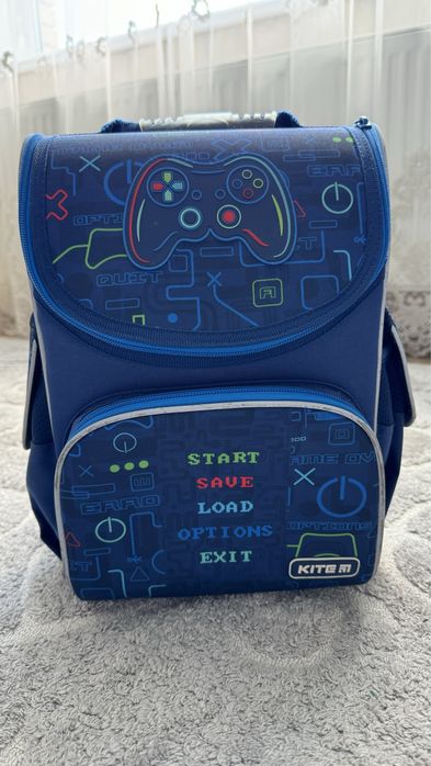 Портфель,пенал шкільний,ранець,рюкзак