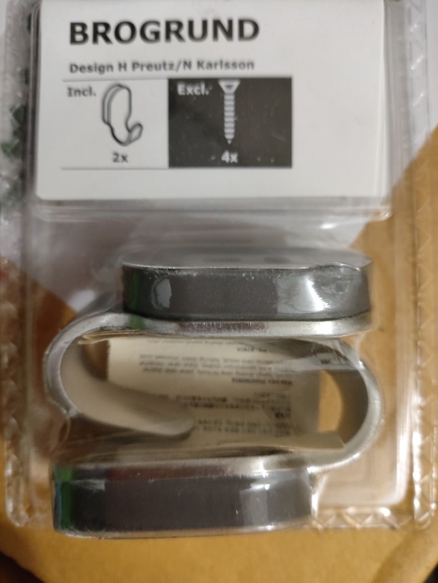 Toalheiro IKEA Brogrund