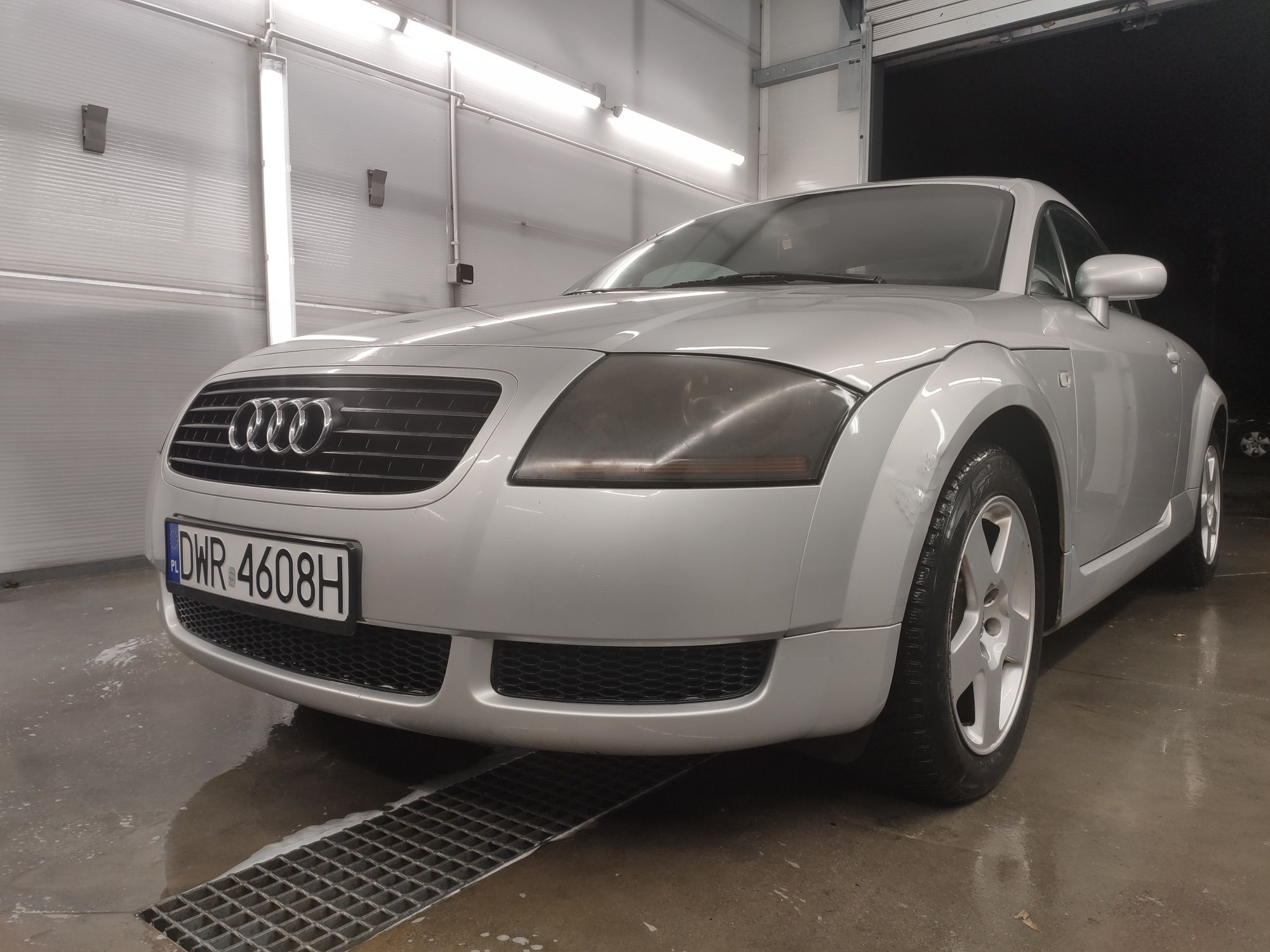 Audi TT 2000r 180KM