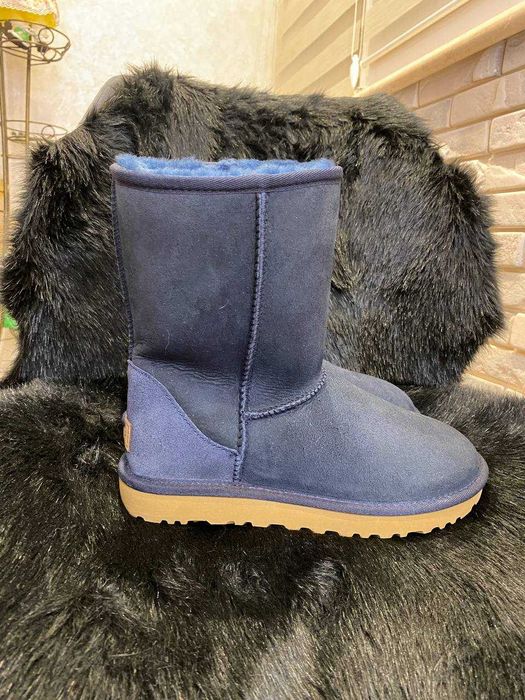 UGG Classic Short II 1016223 38р