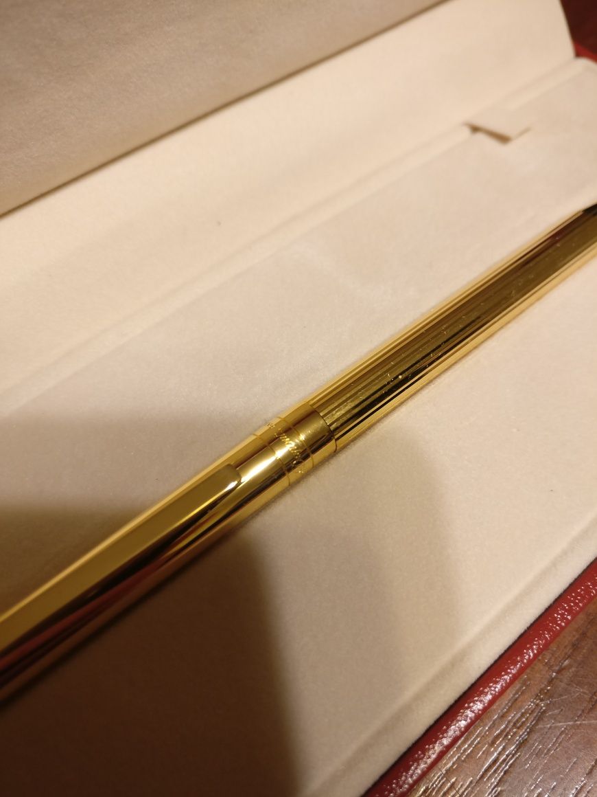 długopis S. T. Dupont, w pudełku, kolekcjonerski, nie używany