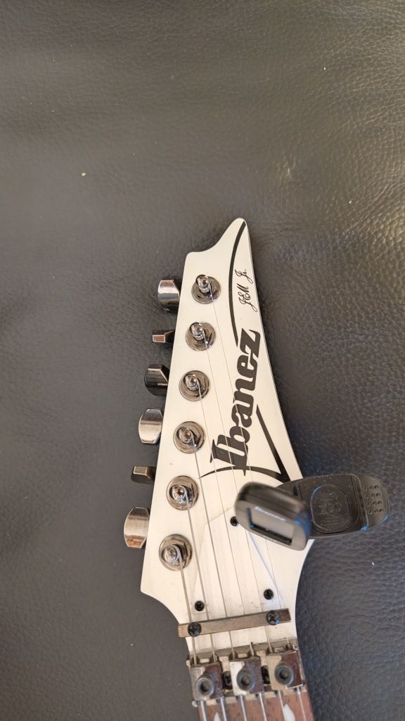 Gitara elektryczna Ibanez Jem Jr