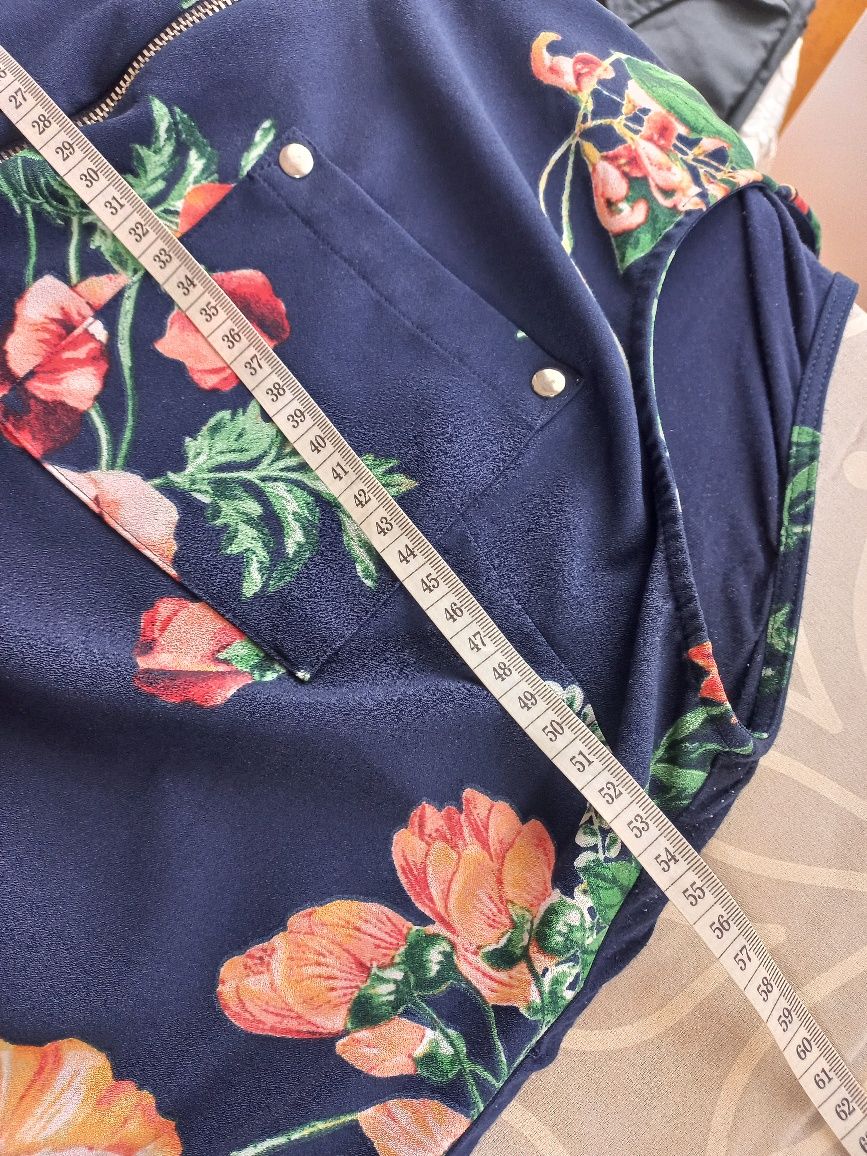 Śliczna duża sukienka New York USA rozm XL- XXL