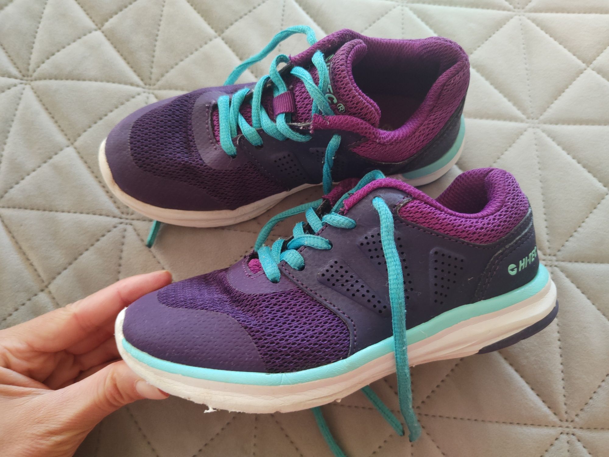 Hi-Tec buty sportowe 30 (19 cm wkładka)