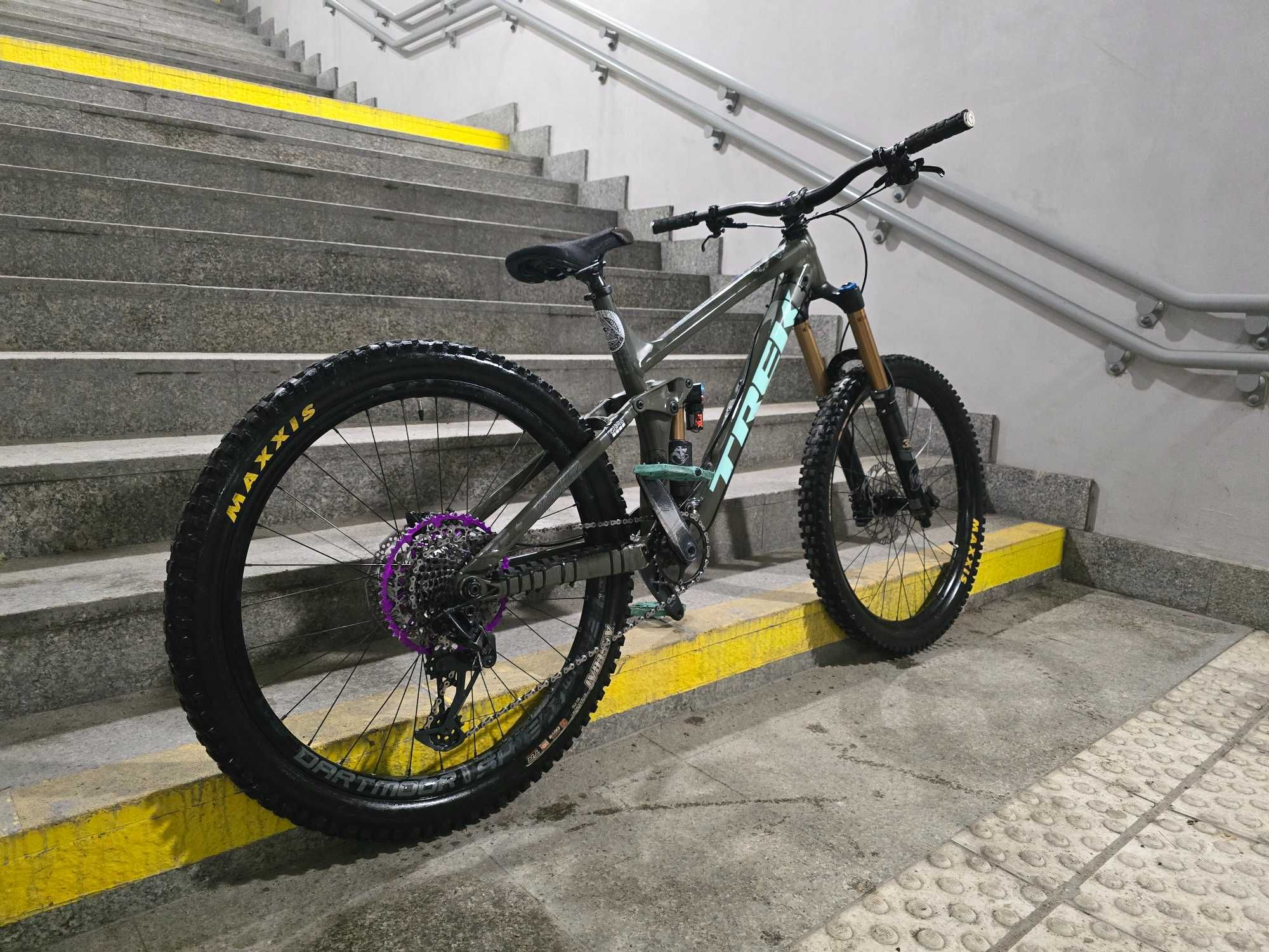 Trek remedy 8 L-ka (custom)