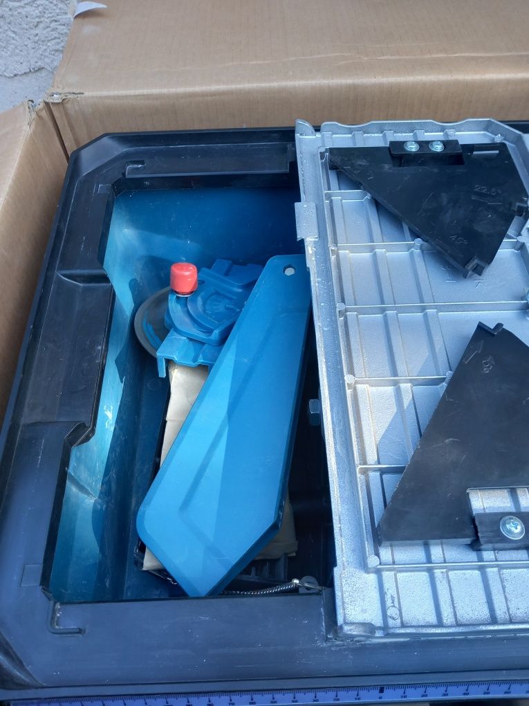 Przecinarka stolikowa do glazury Erbauer 750 W ERB337TCB