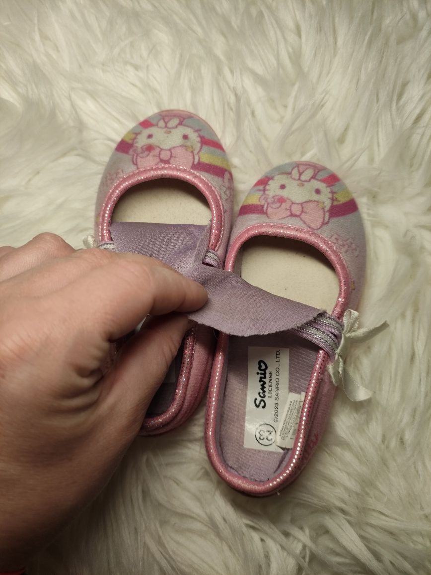 Kapcie Deichmann Hello Kity 23