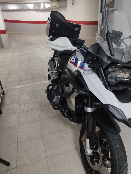 BMW R1250 GS versão HP Rally c/ muitos extras