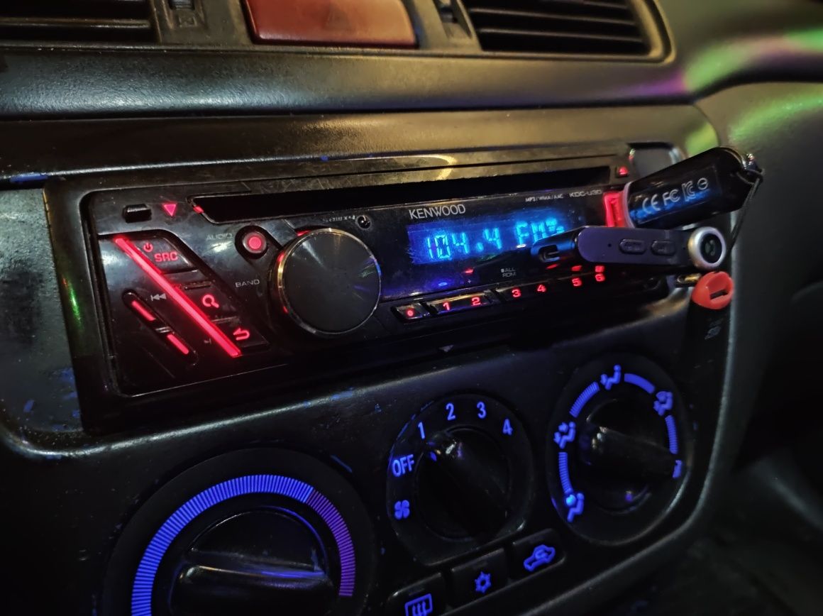 Автомагнитола kenwood kdc u30