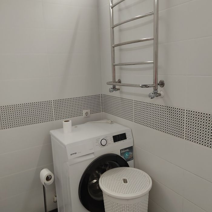 2кімн. вул. Свободи, неподалік СВ. Повністю укомплектована