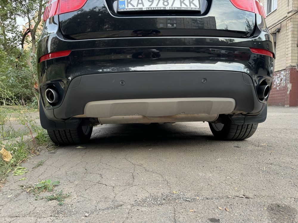 BMW X6 E71 в дуже доброму, доглянутому стані