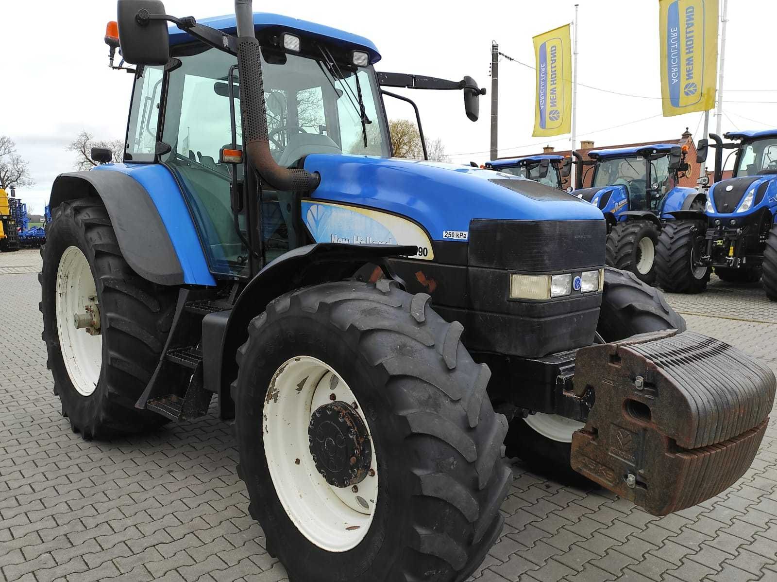 Ciągnik New Holland TM190