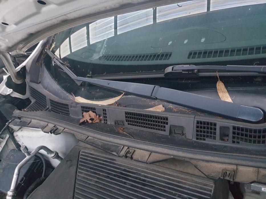 Haste / braço de escova limpa vidros frente direita NISSAN Leaf EV (ZE