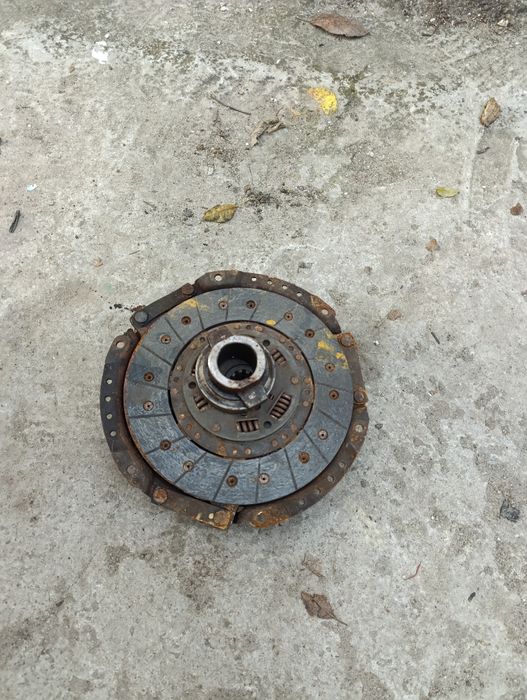 Запчастини до автомобілів газель,волга