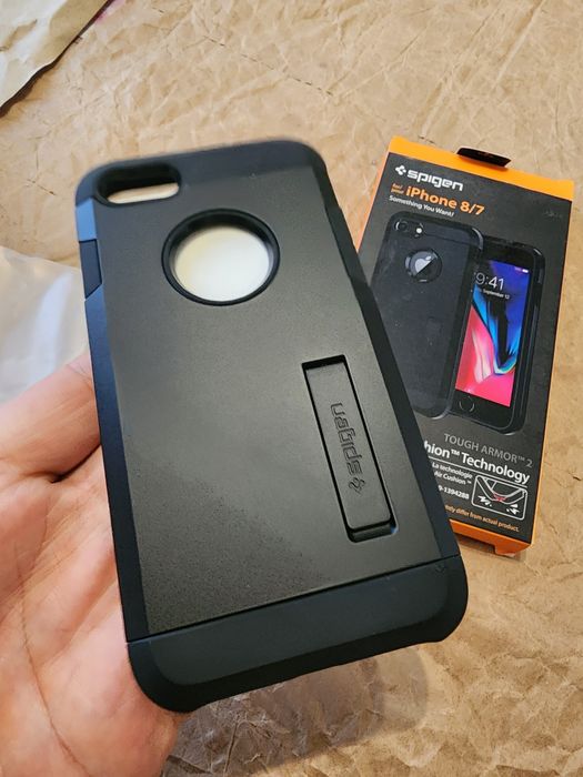 Apple iPhone 7 або 8 чохол Spigen Tough Armor
Чохол Spir