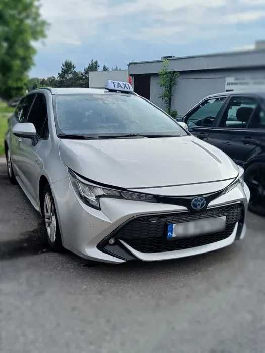 WYNAJEM BOLT/UBER - Toyota Corolla 2021 HYBRYDA + LPG |Sedan lub kombi