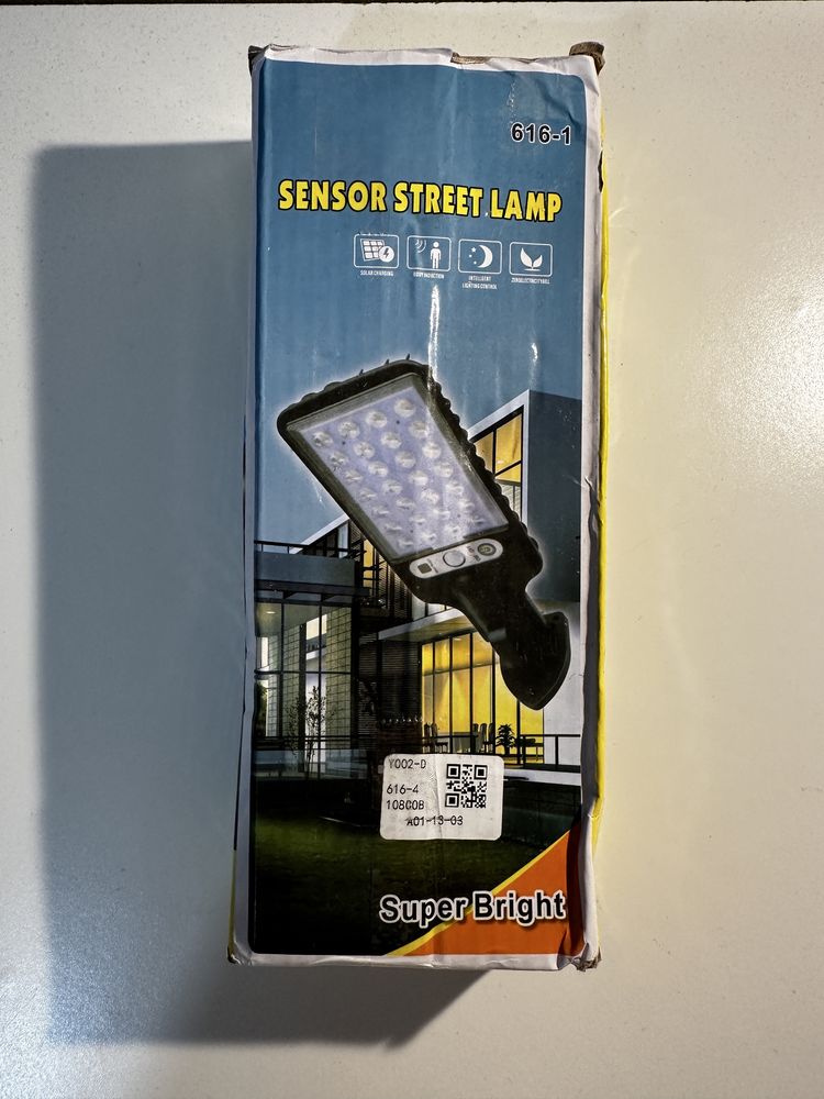 Lampa solarna ogrodowa