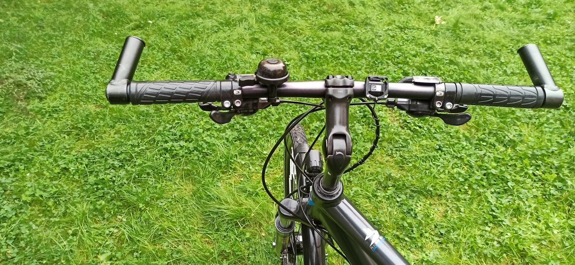 Rower trekkingowy kalkhoff Voyager Since nowy  r. M kola 28 hydraulika