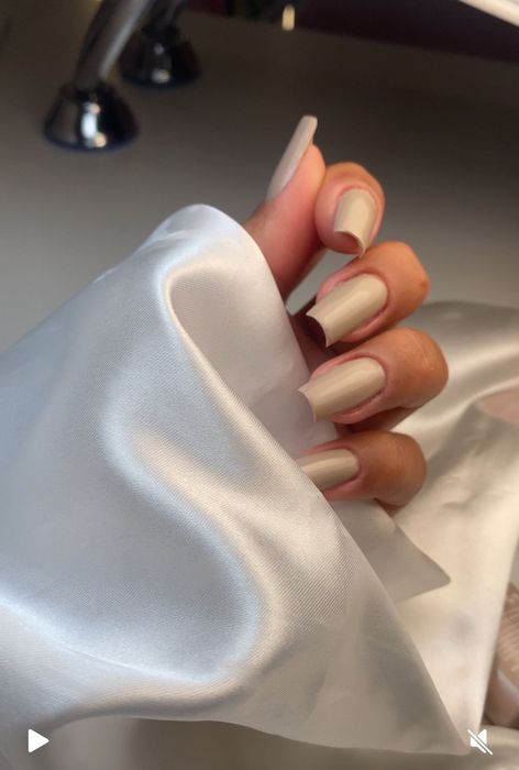 Manicure/ alongamento em gel / blindagem