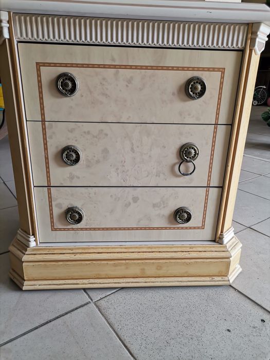 Conjunto de Quarto em Madeira