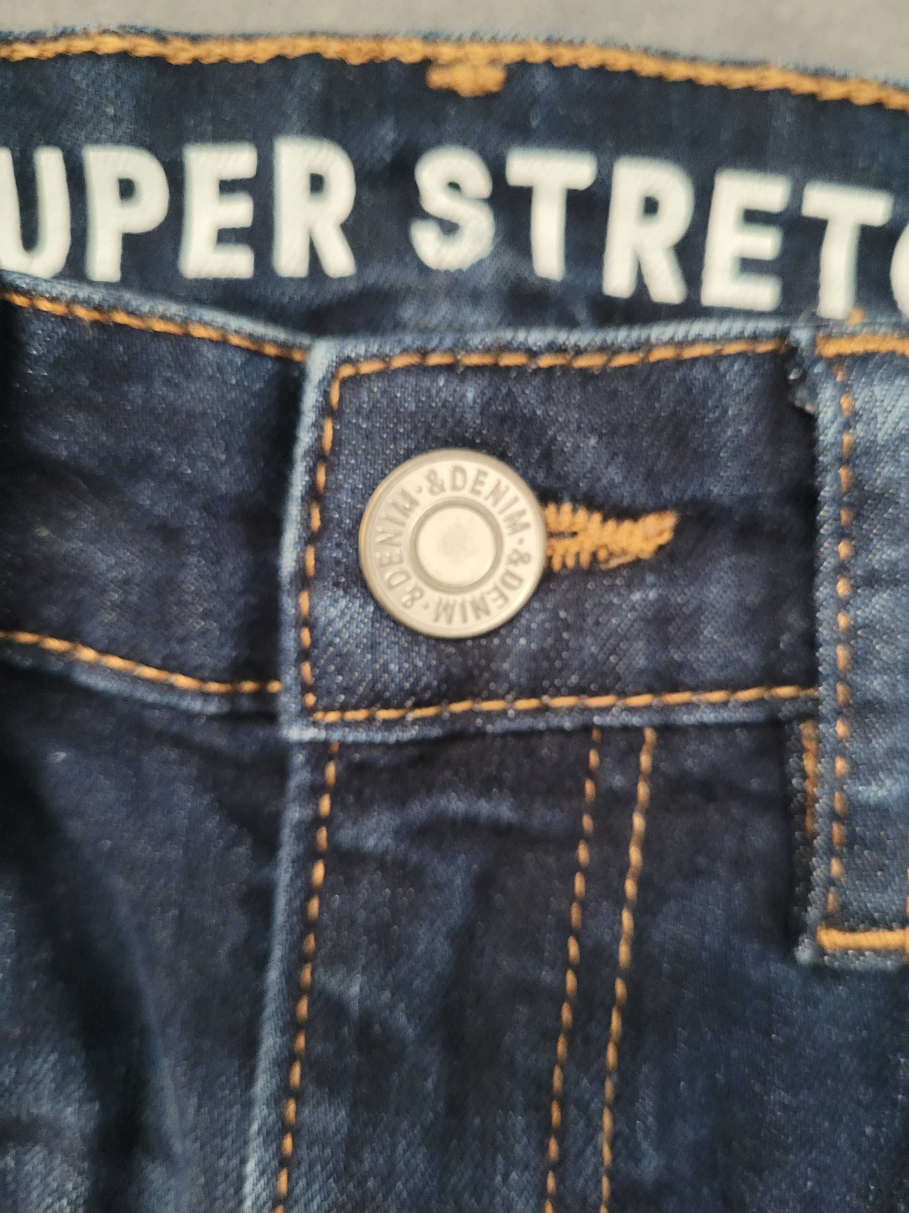 Jeansy chłopięce H&M rozm 128 stan bdb.