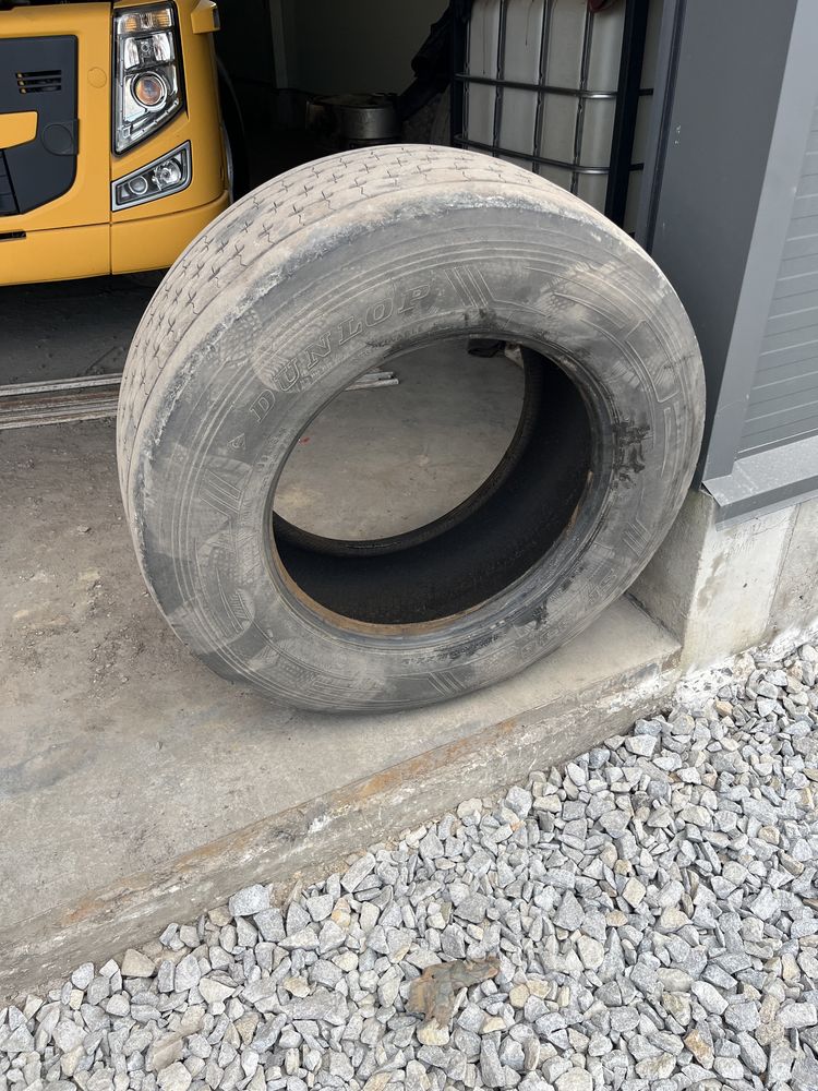 Шини dunlop 385/55 22.5