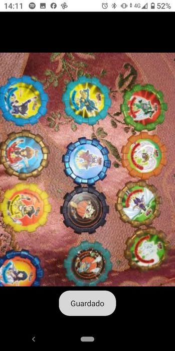 Vários tazos Pokémon Yu-Gi-Oh etc
