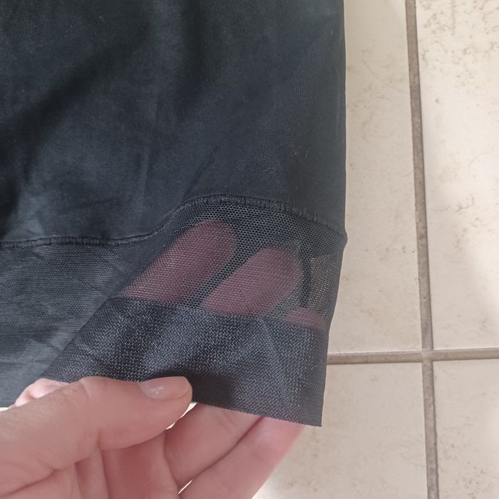 Koszulka wyszczuplajaca ISAW IT FIRST jak nowa M/L