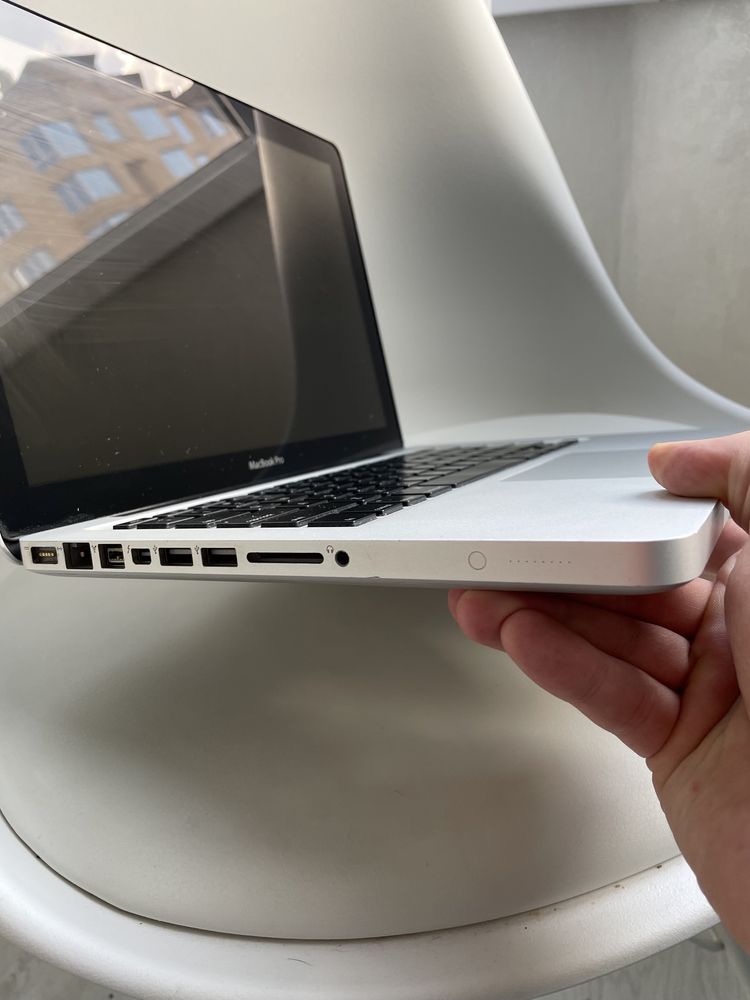 Apple MacBook Pro у гарному стані late 2011