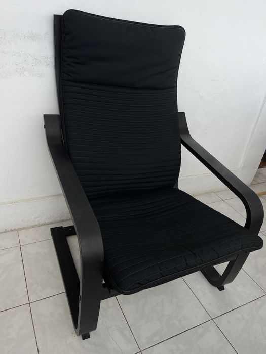 POÄNG Poltrona, preto-castanho/Knisa preto , cadeira