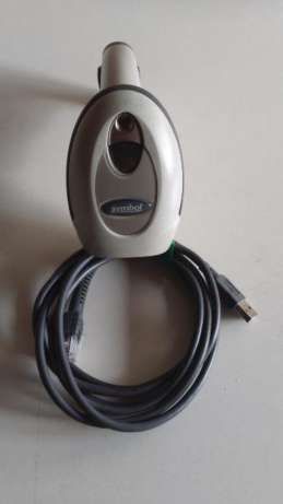 Scanner com ligação USB e leitor a laizer