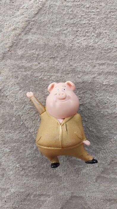 Świnka Guntwr pig 2019 mcdonalds Figurka