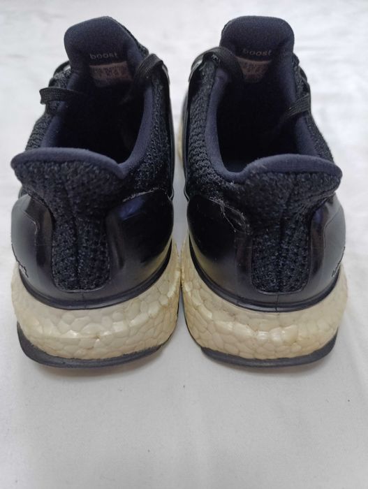 Кросівки спортивні жіночі Adidas Ultra Boost