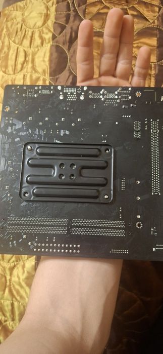 Материнка + озу + процессор возможно по отдельности