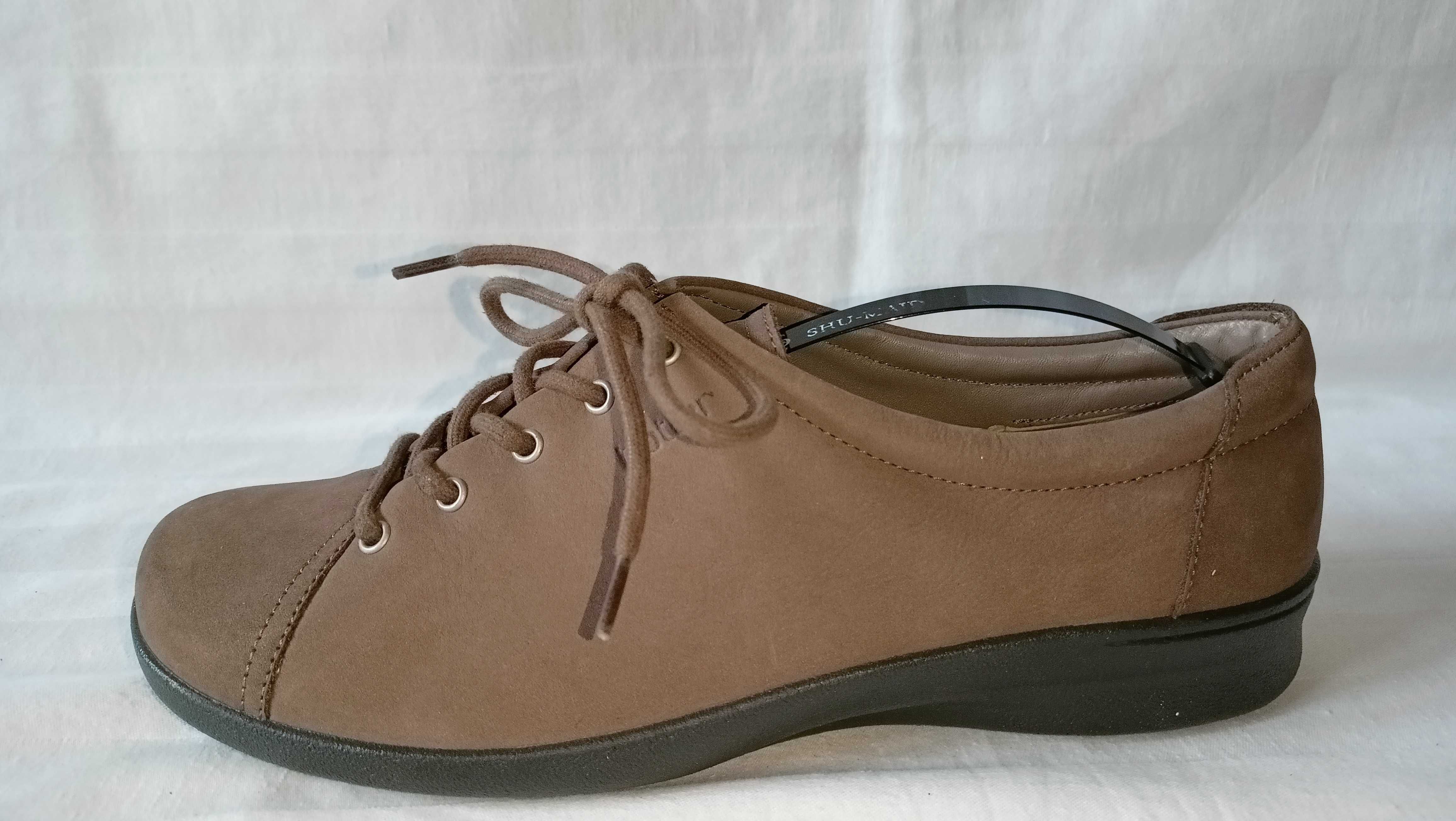 Hotter roz.41 / UK 7 /- dł. wkł.26,5 cm- skóra- super stan