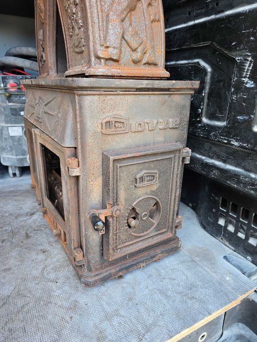 Piec / kominek / koza/ Dovre