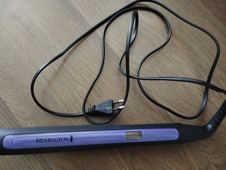 Випрямляч для волосся Remington S7710