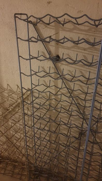 Grades para garrafas (ler anúncio)