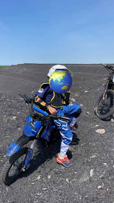 Motorek elektryczny cross Serval Prime 1200W – frajda i moc w jednym