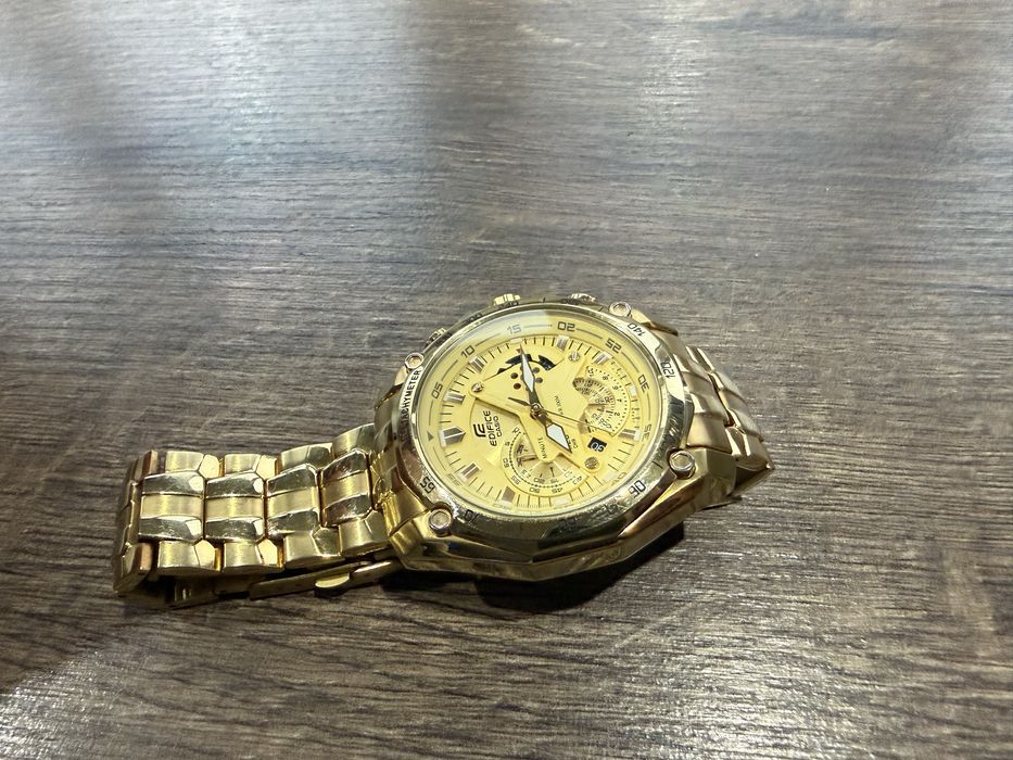 Часы casio    б/у