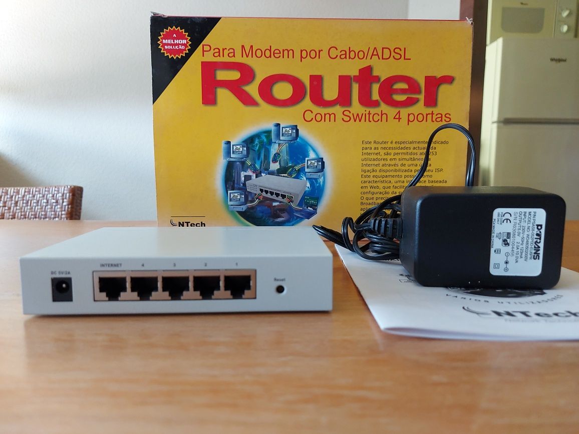 Router com switch 4 portas NTech