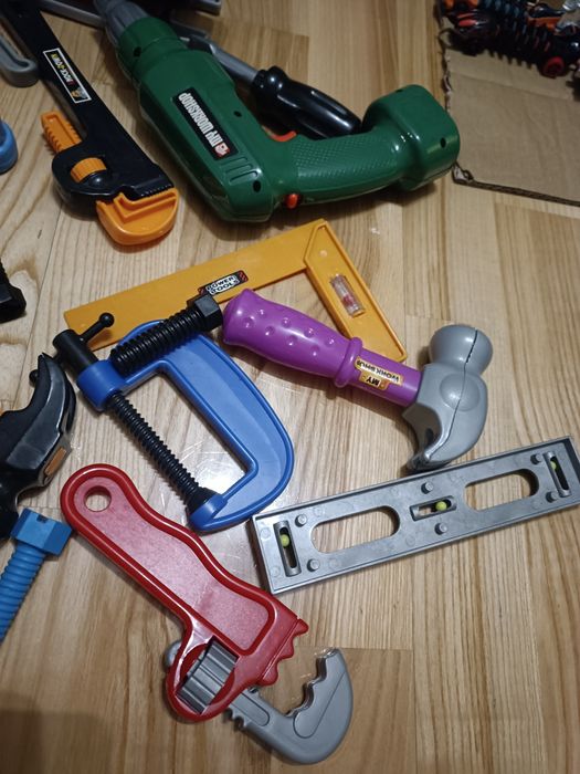 Zestaw narzędzi dla małego majsterkowicza