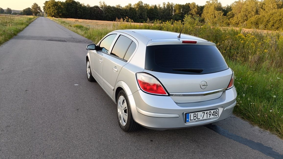 Opel Astra III H 1.9 ctdi 120