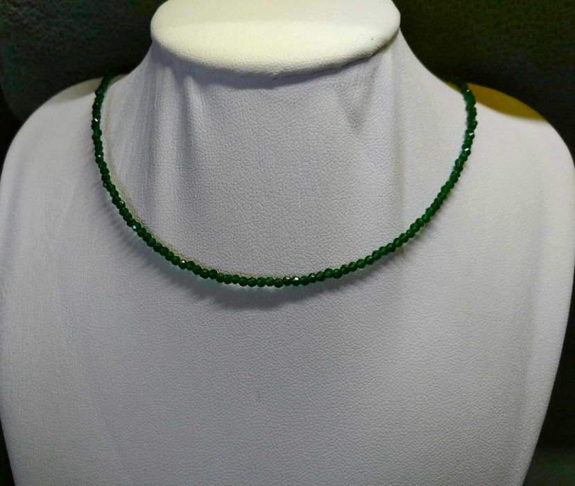 Colar Contas Vidro Facetadas e Brilhantes Verde NOVO - SALDO