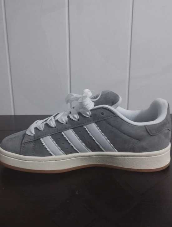 Modne szare męskie buty R. 44