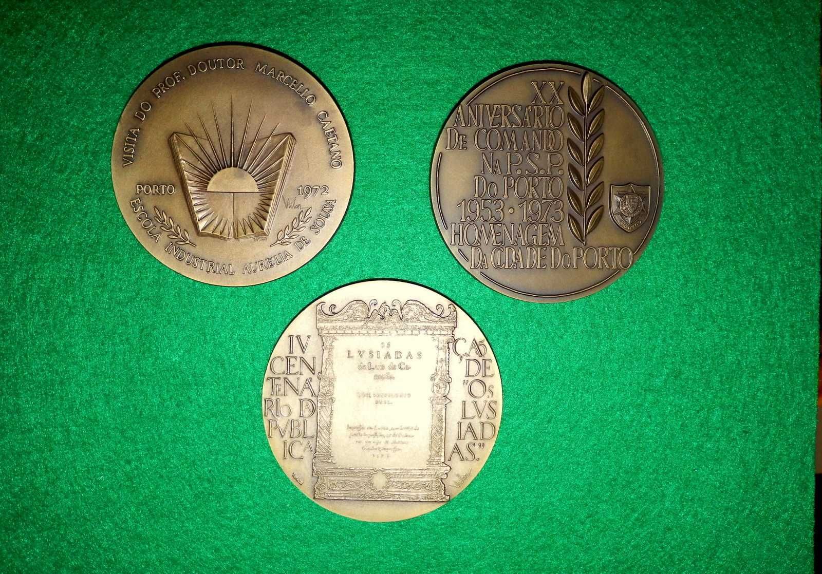 Medalhas de bronze da ESCULTORA IRENE VILAR