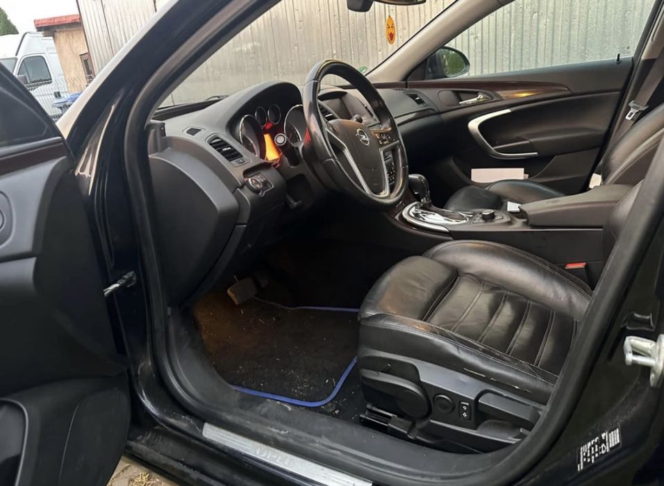 Opel Insignia 2.0 CDTI /  160km / Automat / Skóry / Po duzym serwisie