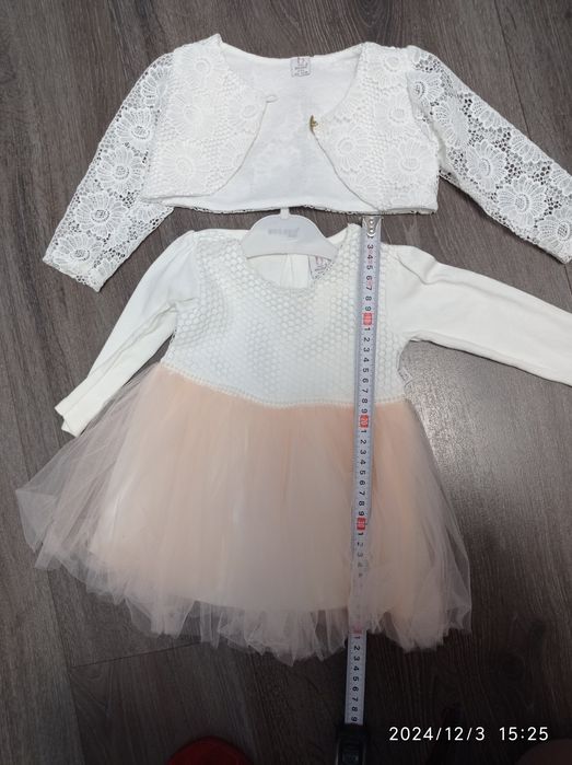 Сукня святкова для дівчинки 80