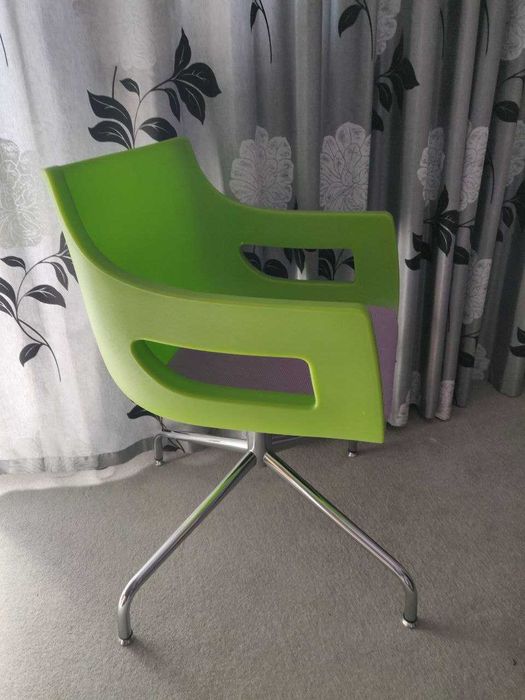 Стілець оборотний (Італія)