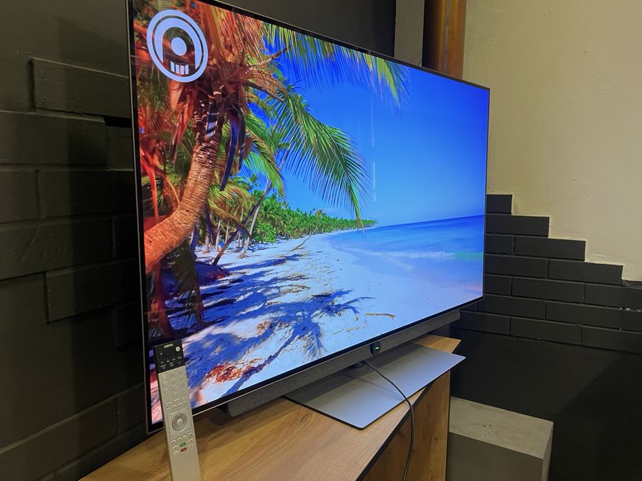 Телевізор Loewe OLED 55 Smart tv